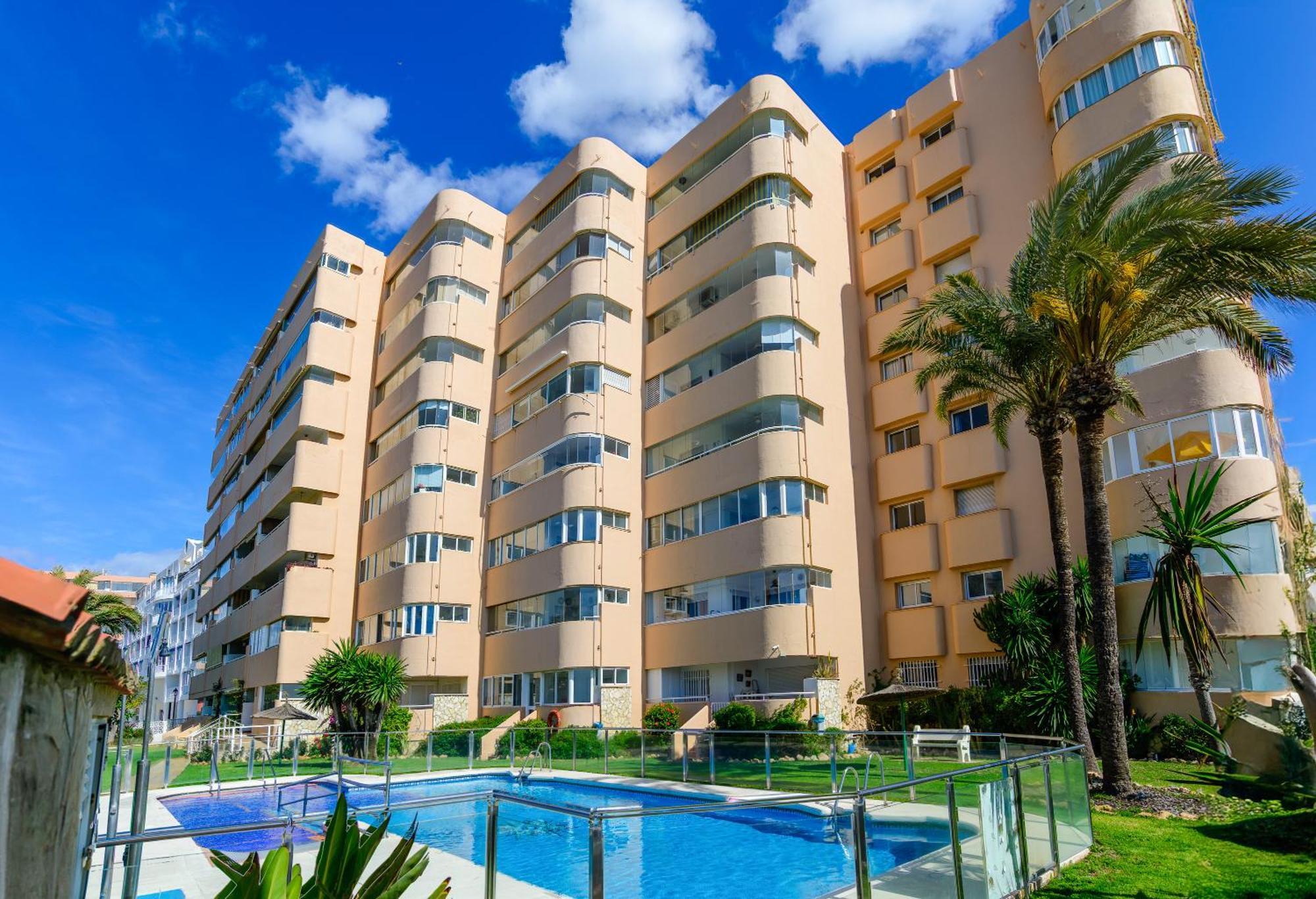 Huoneisto My House Solo Familias Fuengirola